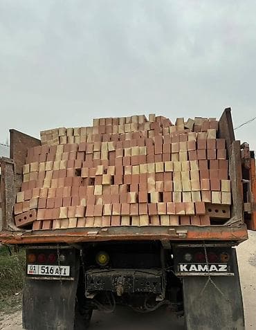 Кирпич керамический красный, полнотелый и пустотелый (сквозные круглые