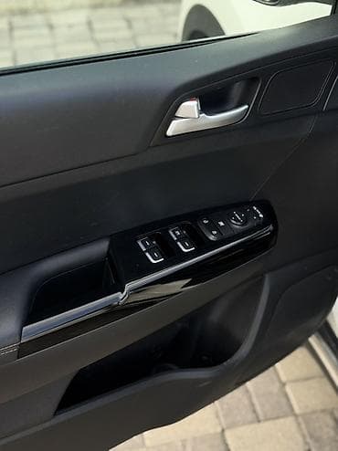 тигил: Kia Sportage: 2020 г., 2 л, Автомат, Дизель, Кроссовер — 3