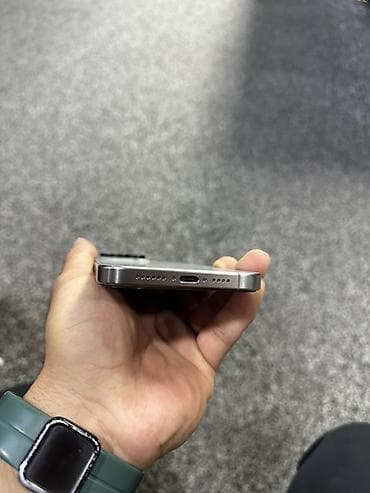 glorious model d: IPhone 15 Pro Max, Б/у, 256 ГБ, Natural Titanium, 79 % — 3
