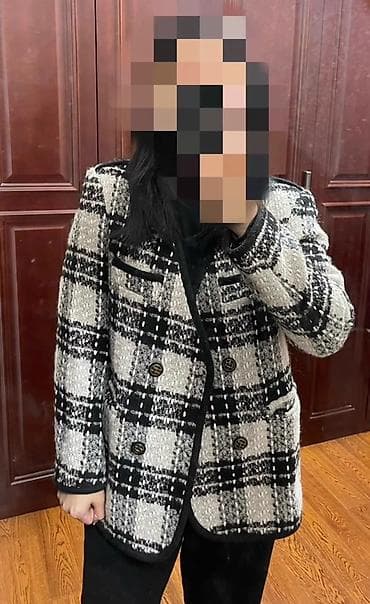 Жеке буюмдар: Твидовый женский жакет в крупную клетку. - Материал: плотный твид с — 2