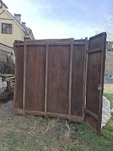 Контейнерлер: ПРОДАЮ Металлический шкаф‑контейнер (хозблок/кладовая) - Материал — 2