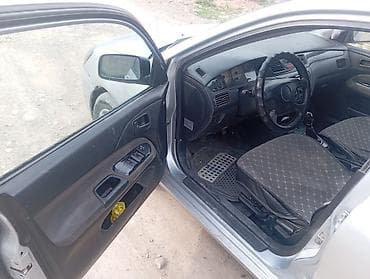 Mitsubishi Lancer: 2005 г., 0.8 л, Механика, Бензин, Седан