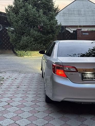 windom 2003: Toyota Camry: 2013 г., 2.5 л, Вариатор, Гибрид, Седан — 5