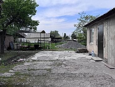 московская логвиненко: Продаётся дом под бизнес дом из 4 комнат +кухня+сан узел при доме — 2