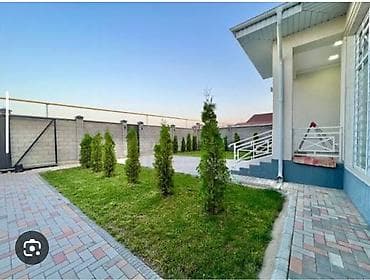 Тез арада жер үй ижарага берилет. 4 бөлмө. Душ, ванна ичинде. 127