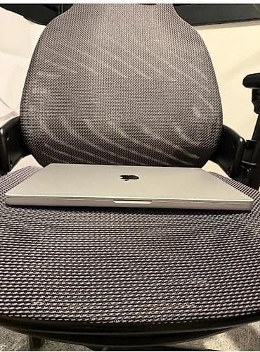 apple vision: Для программирования, Б/у, Apple M4 Max, ОЗУ, RAM: 32 ГБ, В рассрочку — 10