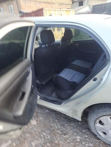 салон машины: Toyota Corolla: 2005 г., 1.6 л, Механика, Бензин, Седан — 7
