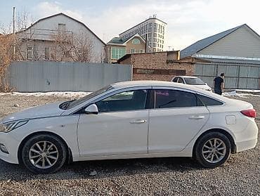 Автозапчасти: Hyundai Sonata – интерьер и оснащение - Просторный салон с — 3