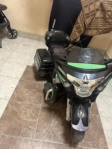 домик машина: Детский электрокар, Б/у — 2