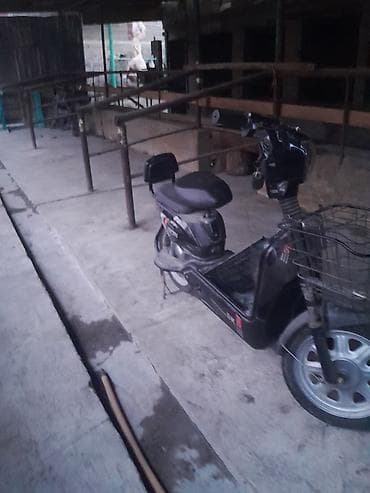 скутор электрический: Электроскутер не на ходу без аккумуляторов а так все работает — 3