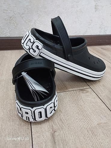 Мужские сандалии, 43, 44, Crocs, Новый, цвет - Черный, Самовывоз at lalafo.kg Мужские сандалии, 43, 44, Crocs, Новый, цвет - Черный, Самовывоз