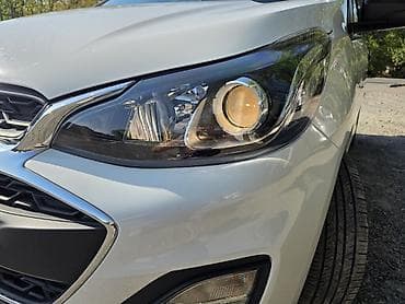 byd e5: Chevrolet Spark: 2020 г., 1 л, Автомат, Бензин, Хэтчбэк — 6