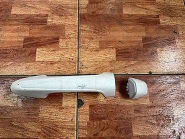 Задняя левая дверная ручка Дверная ручка Toyota Б/у, Оригинал at lalafo.kg Задняя левая дверная ручка Дверная ручка Toyota Б/у, Оригинал