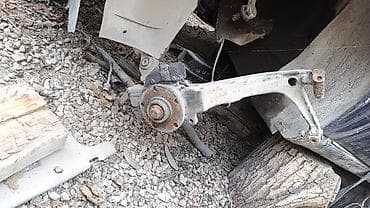 реставрация шаровые: Балка задней подвески (поворотный кулак/цапфа) Audi. A4 - — 1