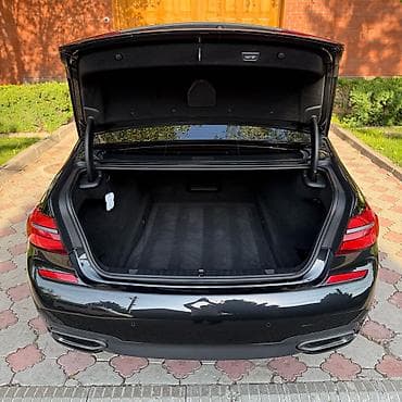 BMW 7 series: 2019 г., 4.4 л, Автомат, Бензин, Седан — 10