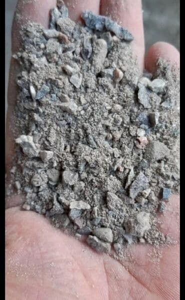 камни для аквариума: КамАЗ ЗИЛ Отсев простой серый мытый крупный мелкий грязный чистый — 3