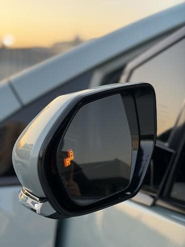 рф авто: Toyota Prius: 2019 г., 1.8 л, Автомат, Гибрид, Лифтбек — 8