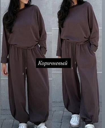 Плащи: Женский костюм из мягкого трикотажа: свободный свитшот + широкие — 2