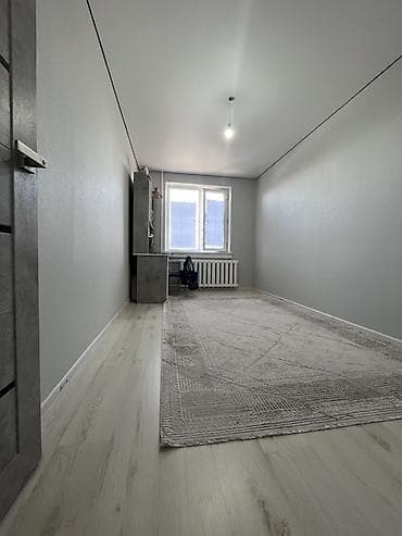 семья: 🏡 Продаётся уютная 3-комнатная квартира в 8-м микрорайоне! 📍 Отличное — 3