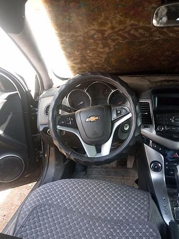 Chevrolet : 2011 г., 0.8 л, Автомат, Бензин, Седан — 3