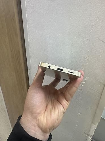 pixel 6a: Samsung Galaxy A06, Б/у, 128 ГБ, цвет - Золотой, 2 SIM — 6