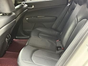 Продажа авто: Kia K5: 2018 г., 2 л, Автомат, Газ, Седан — 10