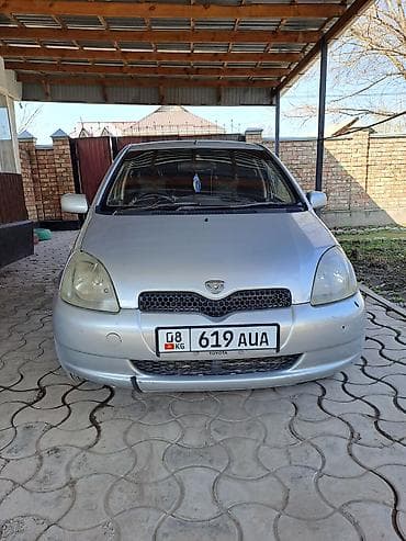 volkswagen passat3: Toyota Vitz: 2000 г., 1.3 л, Автомат, Бензин, Хэтчбэк — 2