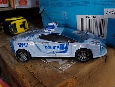 Игрушечная полицейская машина - Масштабная модель спортивного купе в