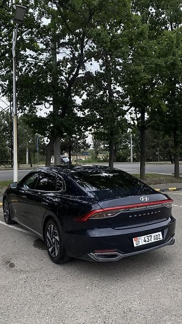 состояние идеал: Hyundai Grandeur: 2021 г., 2.4 л, Робот, Гибрид, Седан — 4