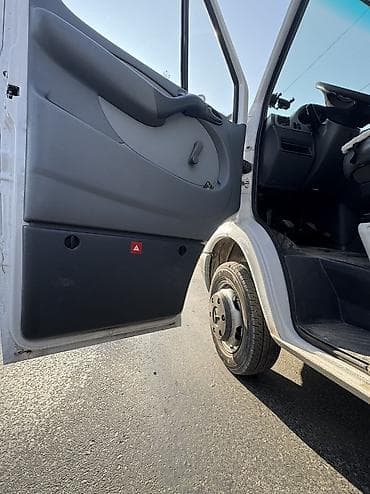 продажа спринтер самосвал: Эвакуатор, Mercedes-Benz, 2005 г., Прямая — 3