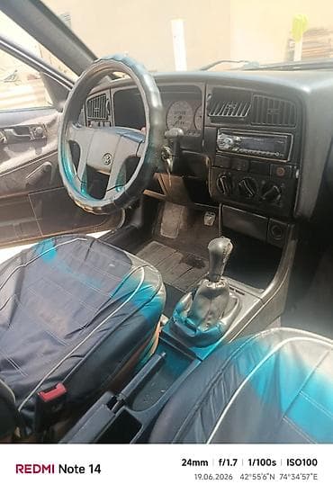 america: Volkswagen Passat: 1990 г., Механика, Универсал — 7