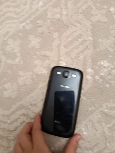 нарын телефоны: Смартфон (черный цвет), тонкий корпус. Особенности и элементы: - — 5