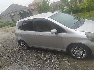 70 сом: Honda Fit: 2002 г. — 4