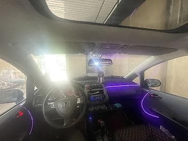 pajero 4: Honda Jazz: 2004 г., 1.4 л, Вариатор, Бензин, Хэтчбэк — 8
