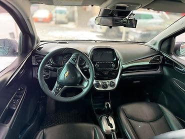 mersedes bens vito: Chevrolet Spark: 2017 г., 1 л, Автомат, Бензин, Хэтчбэк — 4