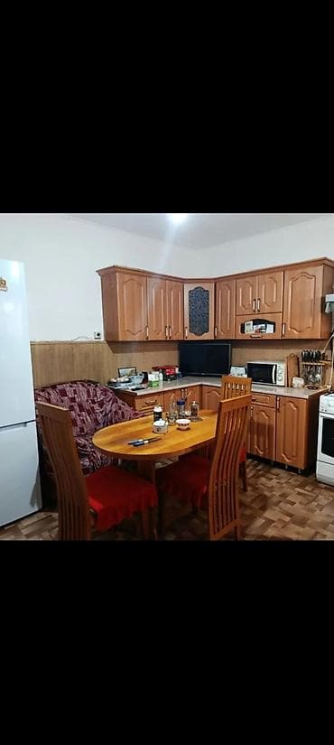 обмен кв: 58 м², 3 комнаты, Парковка, Забор, огорожен — 1