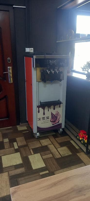 Өндүрүш үчүн жабдуулар: Профессиональный аппарат для мягкого мороженого (soft ice cream) - — 1