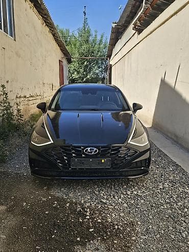 Hyundai Sonata: 2022 г., 2 л, Автомат, Бензин, Седан