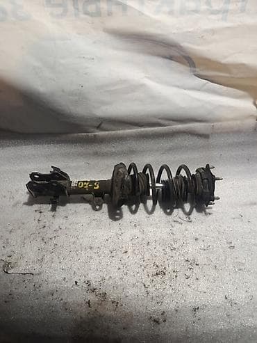 пружина на срв: Передний амортизатор Honda 2008 г., Оригинал — 1