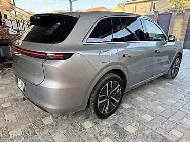 li l7: Lixiang L6: 2024 г., 1.5 л, Автомат, Электромобиль, Кроссовер — 2