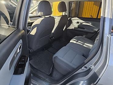 мегасити: Электромобиль GAC Aion Y Plus (серебристо-серый) - Кузов: компактный — 8