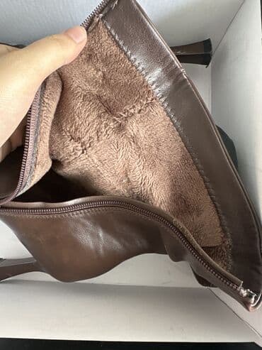 devit 3: Женские ботильоны на каблуке.

Новый 3000с размер 240 подойдет 37-38 — 3