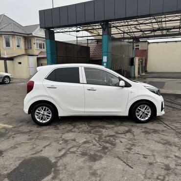 низкопрофильные шины: Kia : 2021 г., 1 л, Автомат, Бензиновая, Хэтчбэк — 4