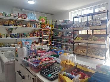 Чай, кофе, напитки: Мини-маркет продуктового ассортимента Описание: - Просторный зал с — 4