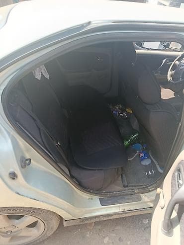 Унаа сатуу: Nissan Primera: 2001 г., 1.8 л, Кол менен иштөөчү, Бензин, Седан — 4