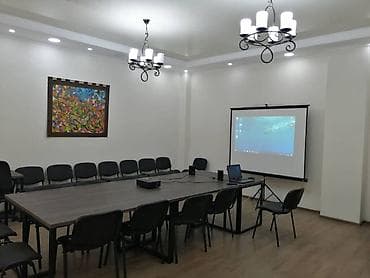токмок помещение: Продажа офисов 176 м², С ремонтом, С мебелью, Многоэтажное здание, 1 этаж — 2