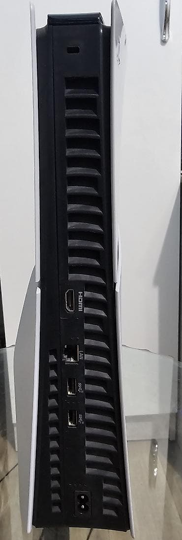 poco 4: Продаю Playstation 5 версия Slim пользовался год. состояние идеальное — 2