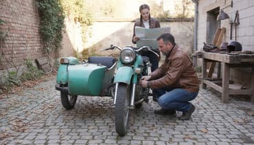 квадрат сыкыл: Классикалык Урал, 650 куб. см, Бензин — 1