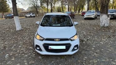дешовая машина: Chevrolet Spark: 2015 г., 1 л, Автомат, Бензин, Хэтчбэк — 2