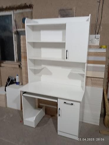 компьютерный стол белый: Компьютерный стол, Новый, С полками — 8